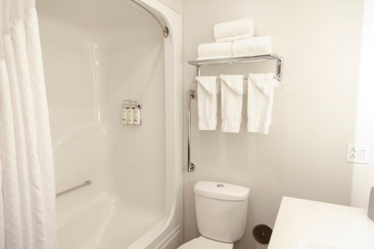 Holiday Inn Express Marshfield - Springfield Area By Ihg Eksteriør bilde