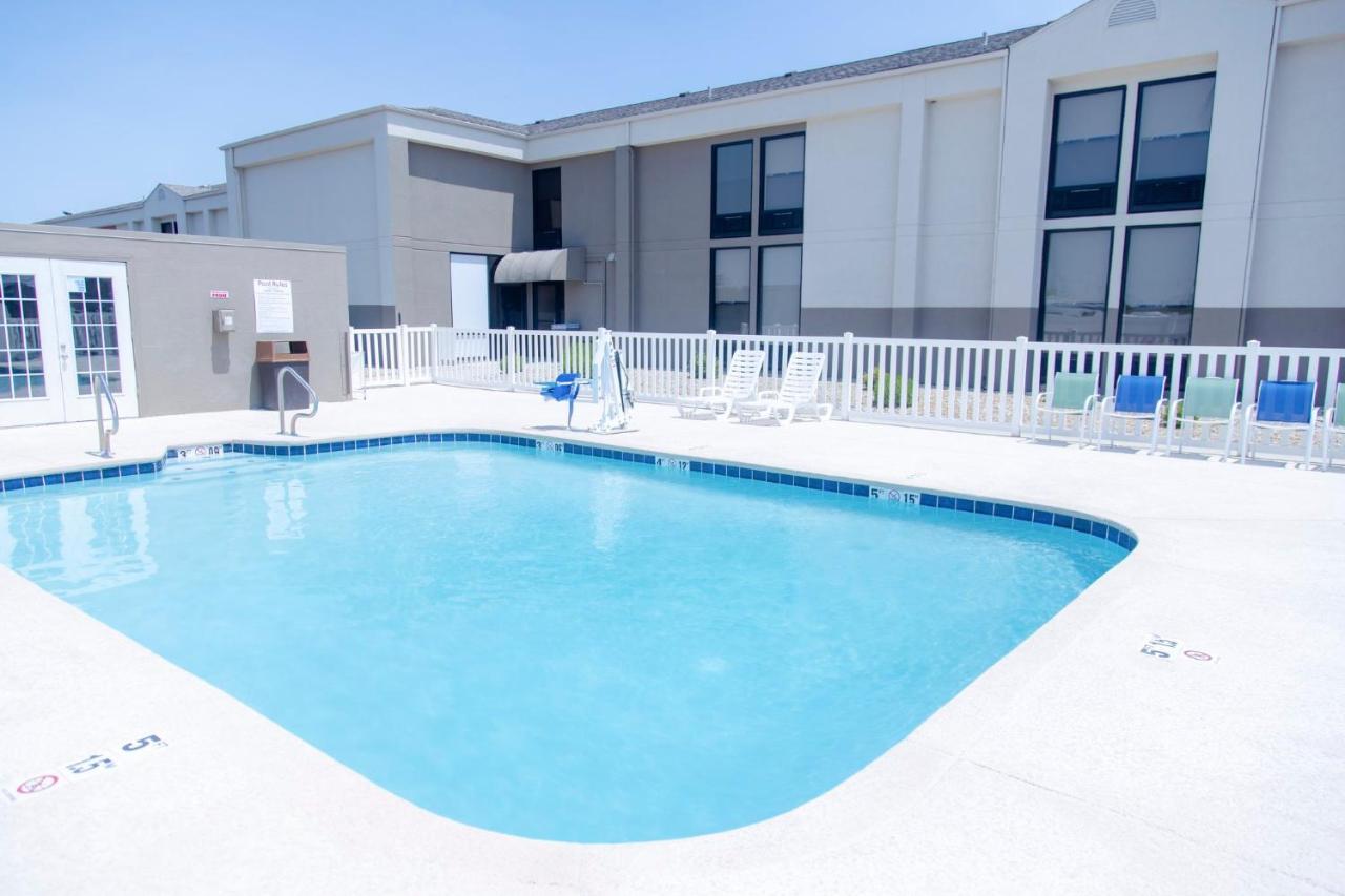 Holiday Inn Express Marshfield - Springfield Area By Ihg Eksteriør bilde