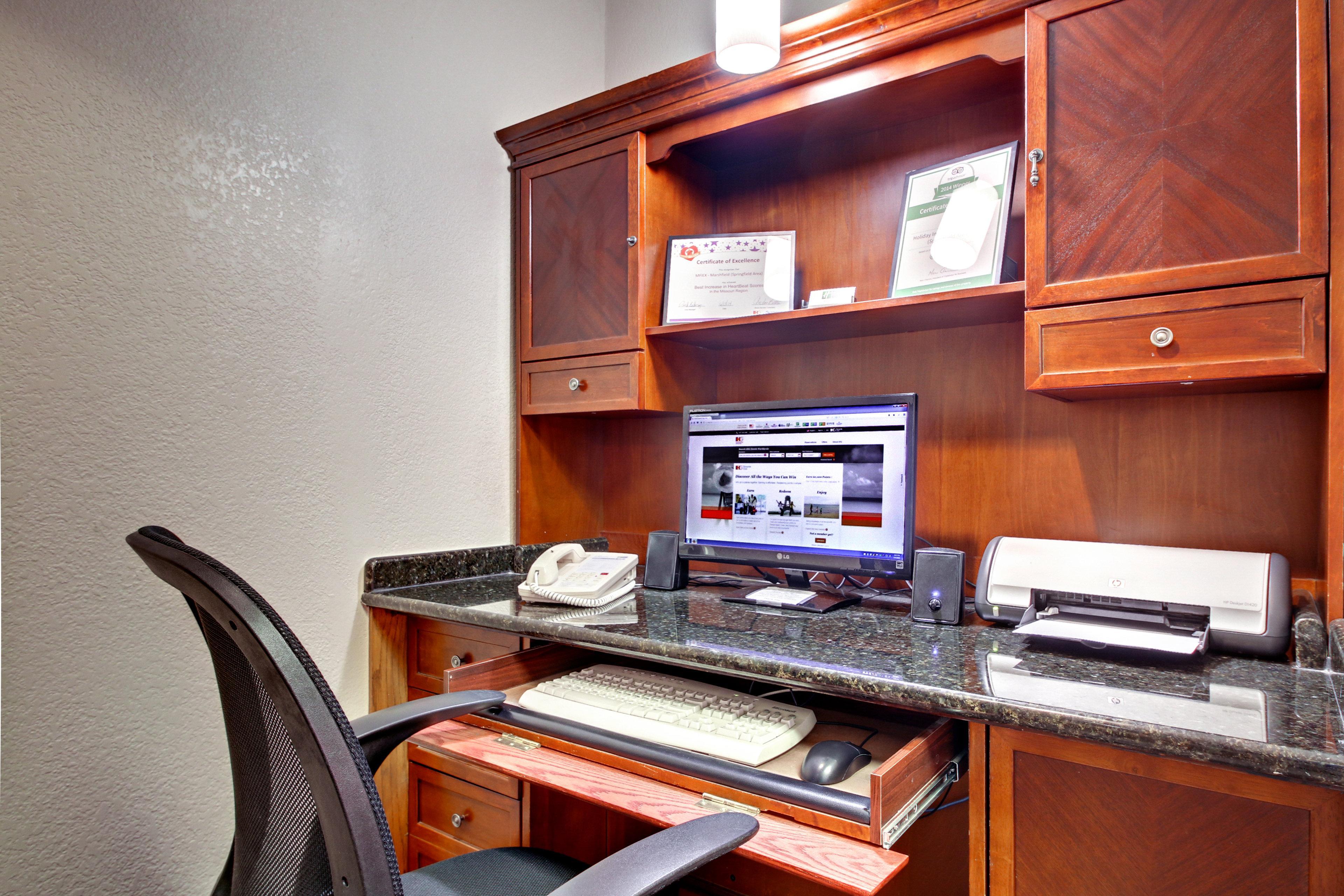 Holiday Inn Express Marshfield - Springfield Area By Ihg Eksteriør bilde