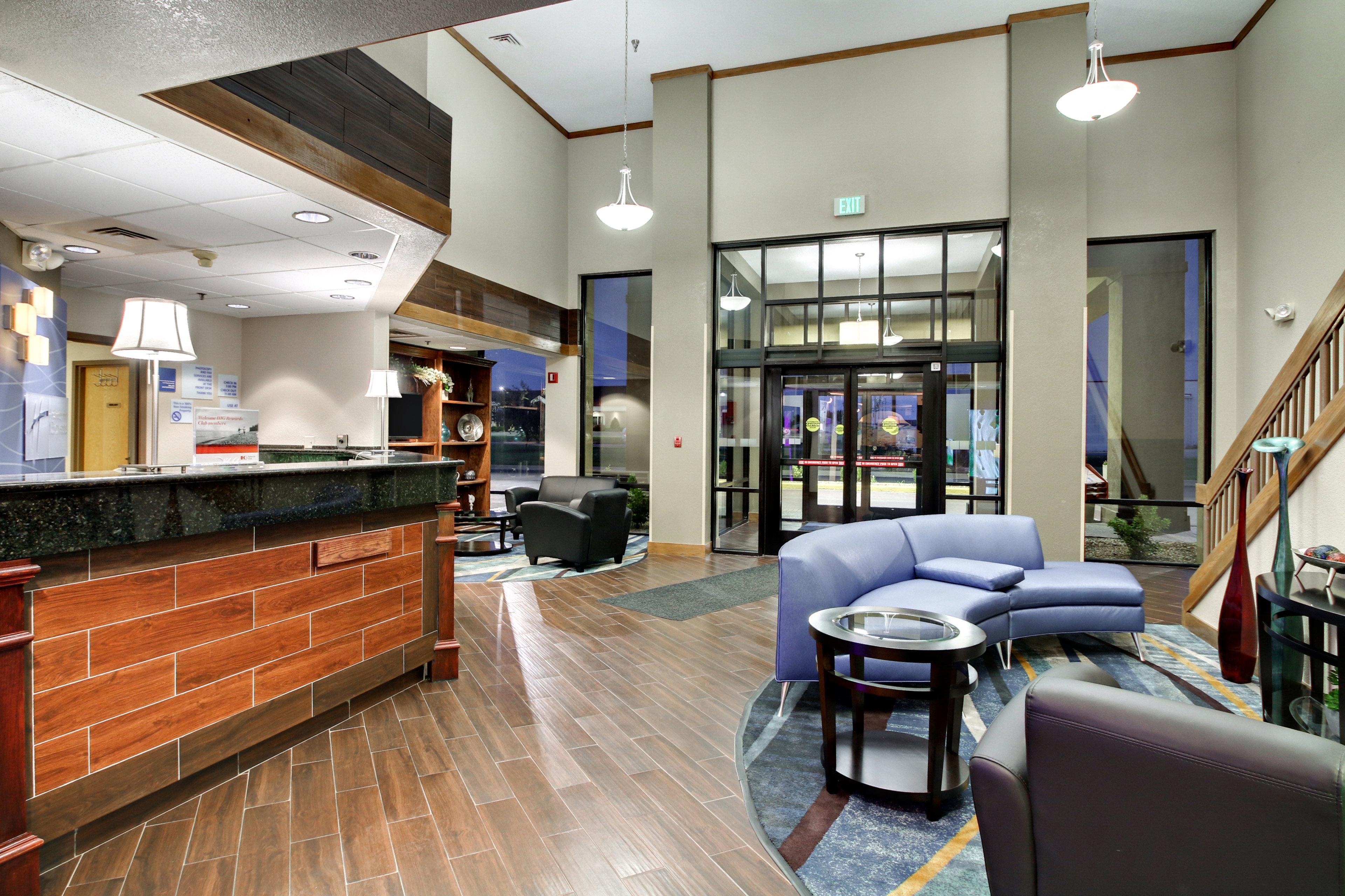 Holiday Inn Express Marshfield - Springfield Area By Ihg Eksteriør bilde