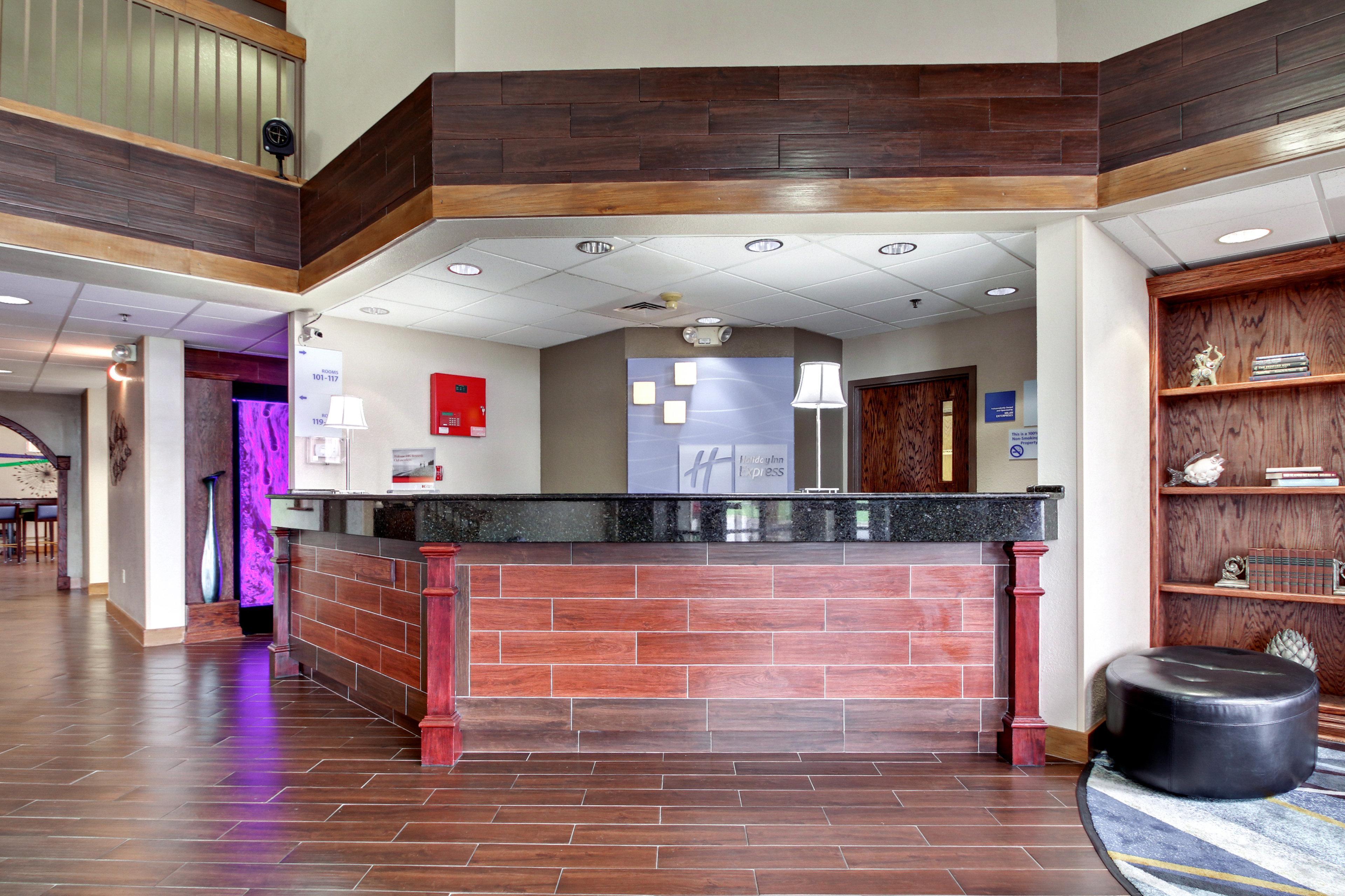 Holiday Inn Express Marshfield - Springfield Area By Ihg Eksteriør bilde