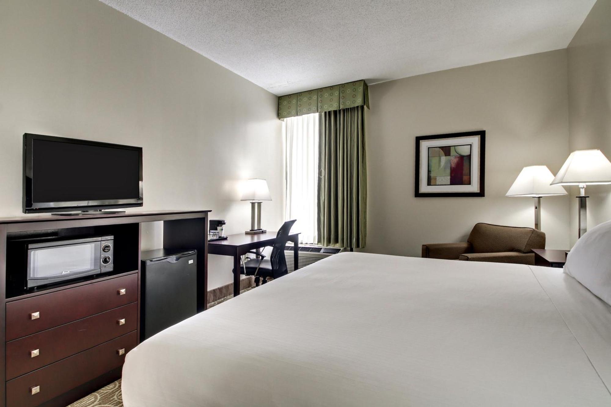 Holiday Inn Express Marshfield - Springfield Area By Ihg Eksteriør bilde